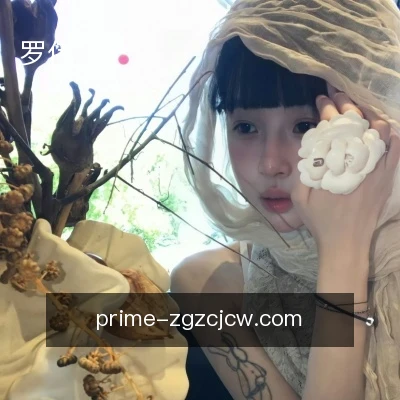 罗伟